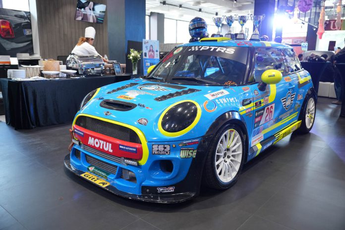 Millennium Motorsport (1)