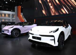 ZEEKR เปิด 9X SUV PHEV เรือธง และ 009 Grand MPV 4 ที่นั่ง จองได้ใน Motor Show 2026 วันนี้–5 เม.ย. ณ อิมแพ็ค เมืองทองธานี