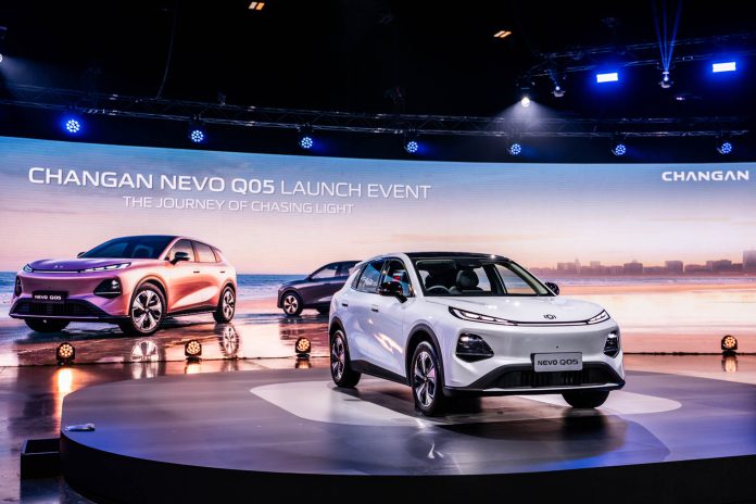 CHANGAN NEVO Q05 _02